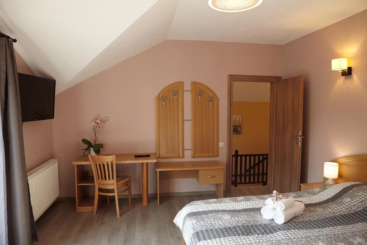 Apartament Rozelor براشوف المظهر الخارجي الصورة