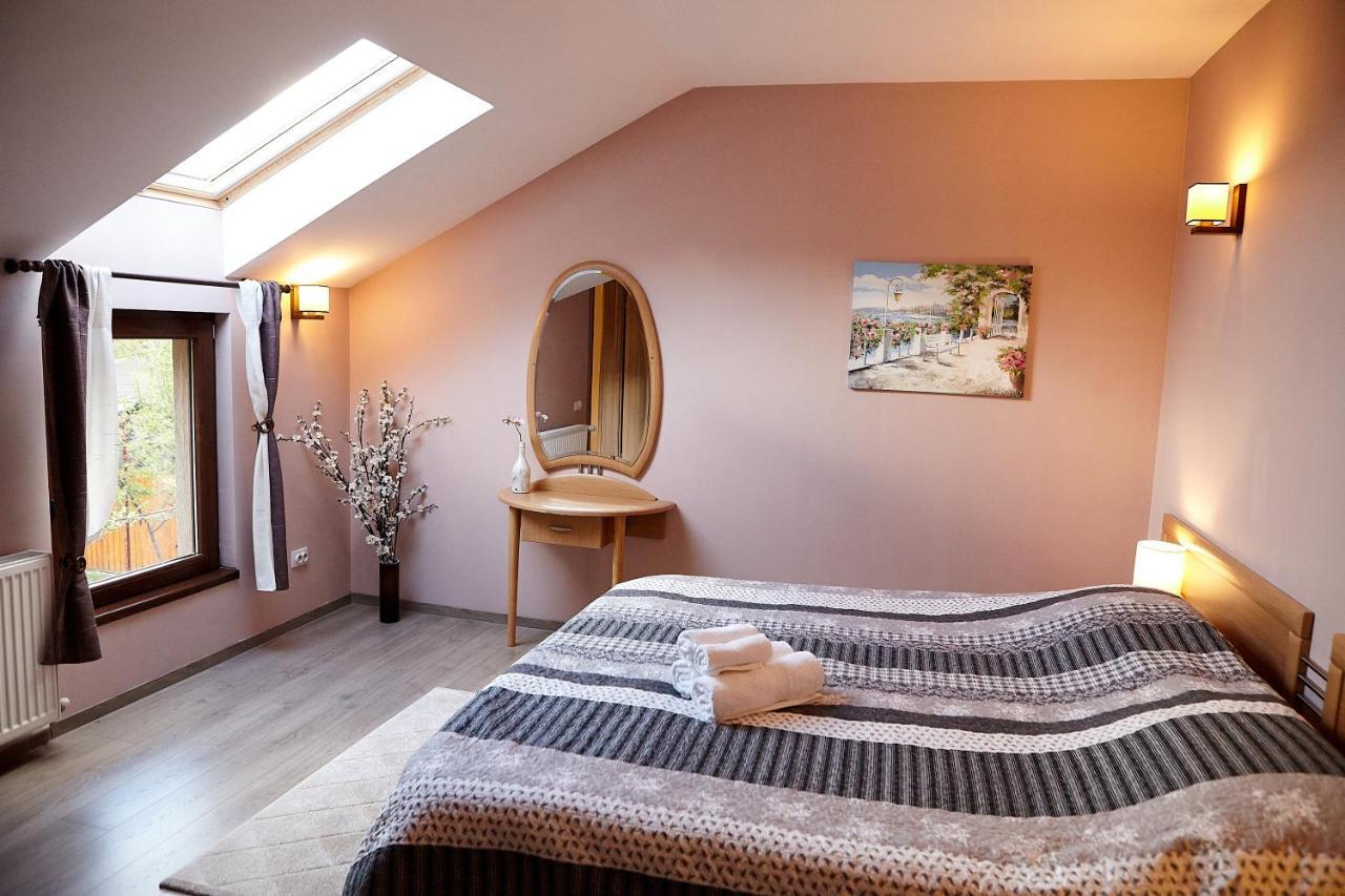 Apartament Rozelor براشوف المظهر الخارجي الصورة